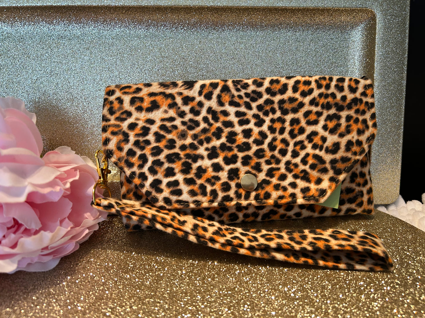 Moxie Wristlet Wallet – Stylish, Functional, and Simple - Moxie Made