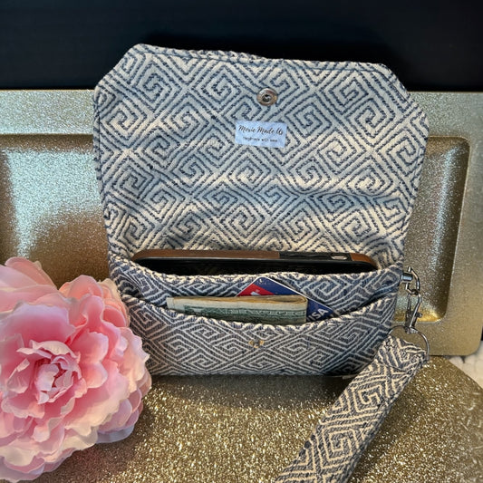 Moxie Wristlet Wallet – Stylish, Functional, and Simple - Moxie Made