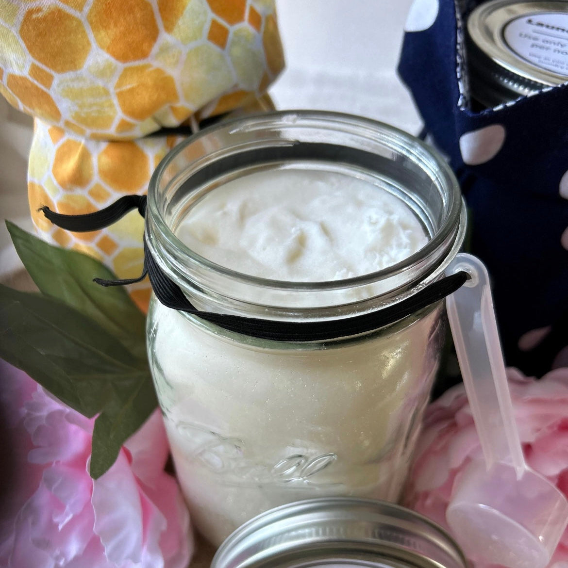 Super Laundry Cream I Quart jar up to 60 loads - Moxie Made