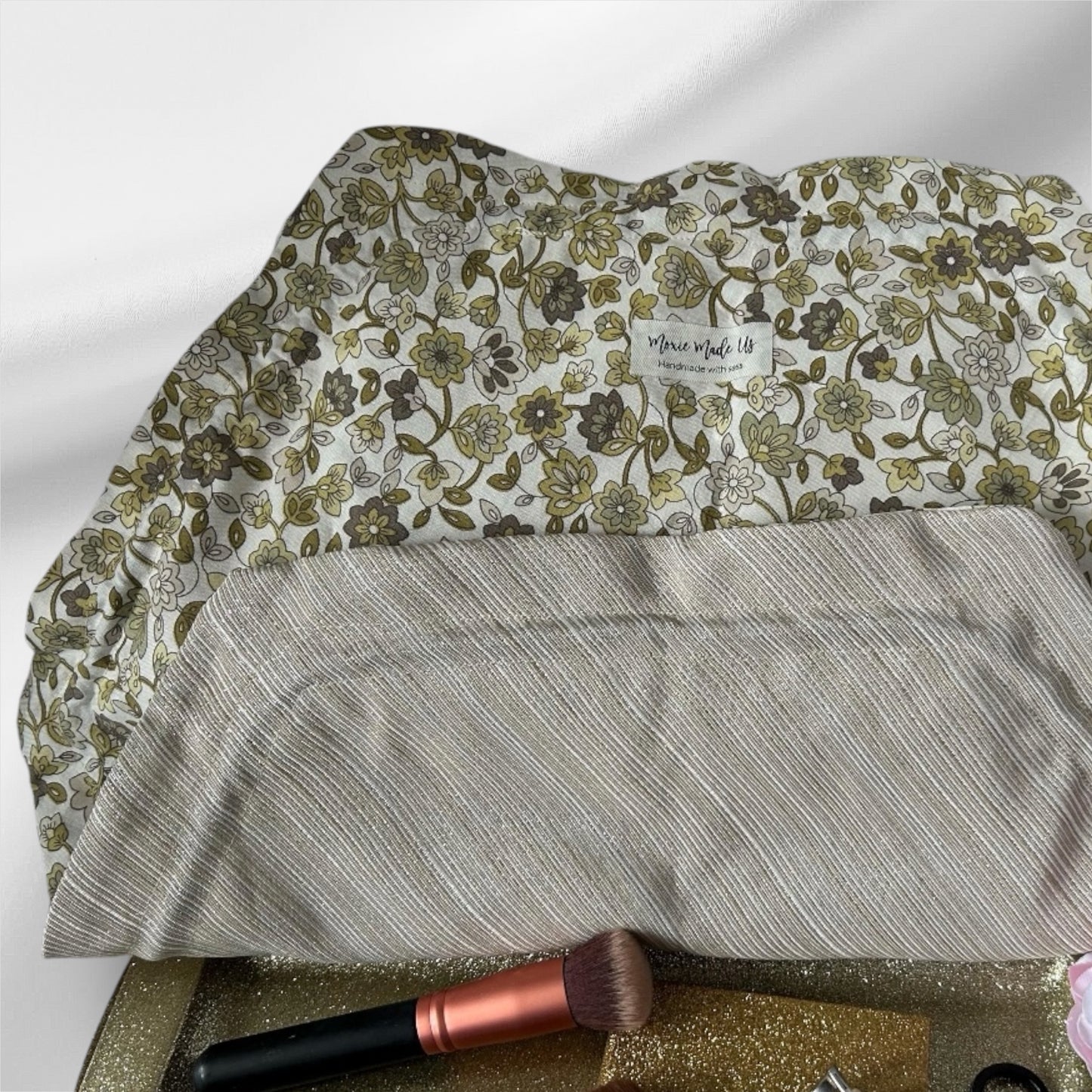 Travel Makeup Pouch with Drawstring – The Ultimate Beauty Organizer