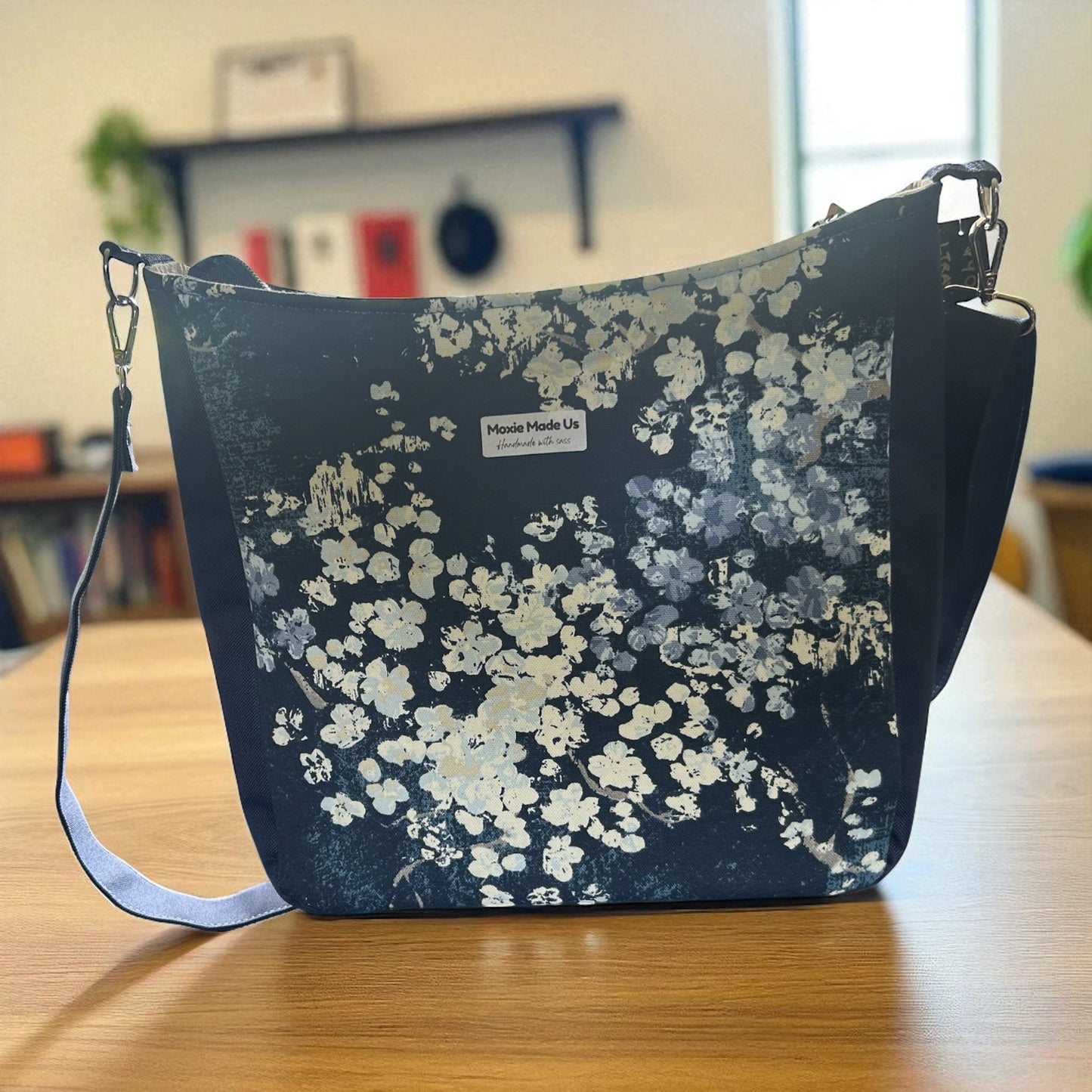 The Perfect Travel Bag – Secure, Stylish & Incredibly Organized