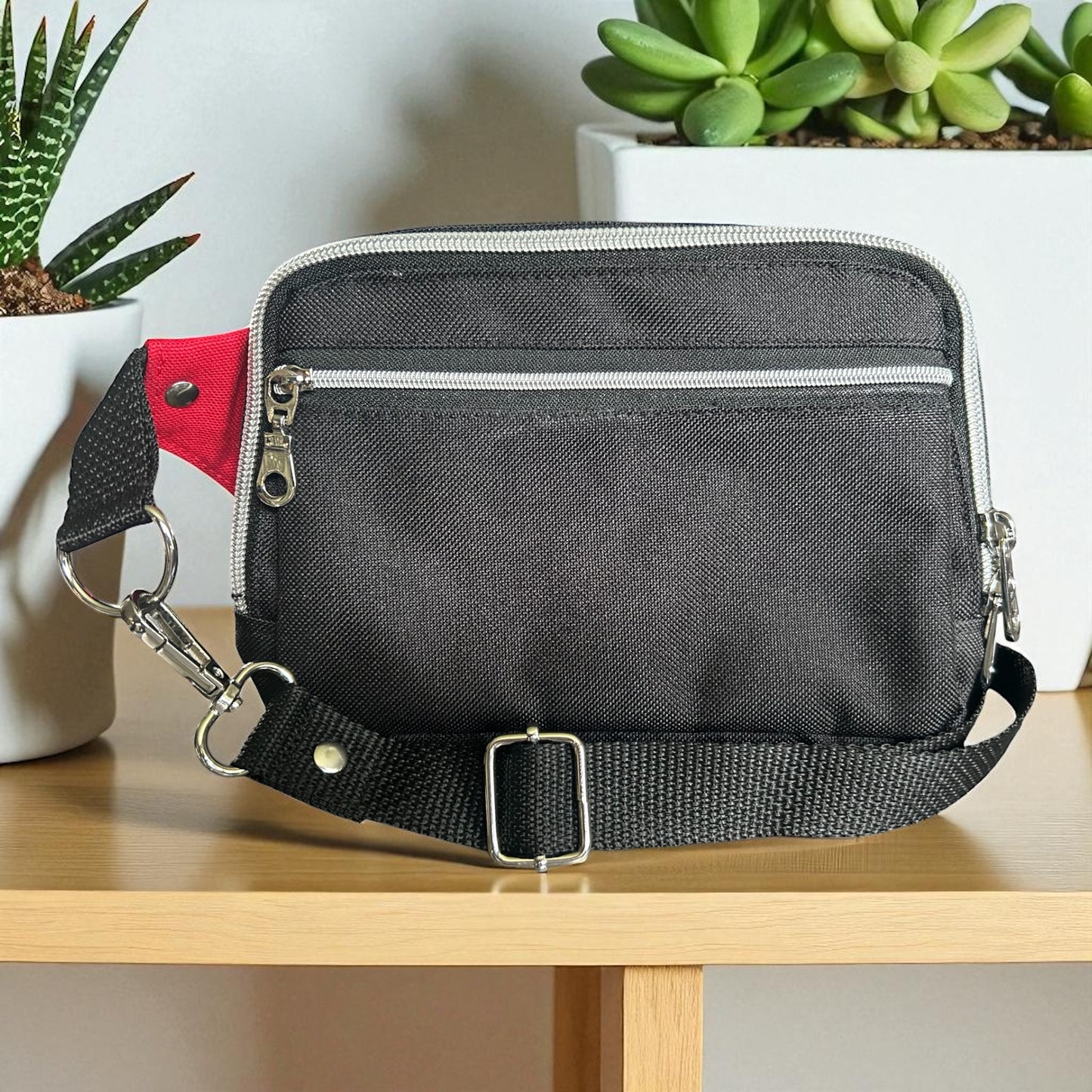 Fanny Pack Crossbody – Adjustable Belt Bag with Double Zipper & Exterior Pocket