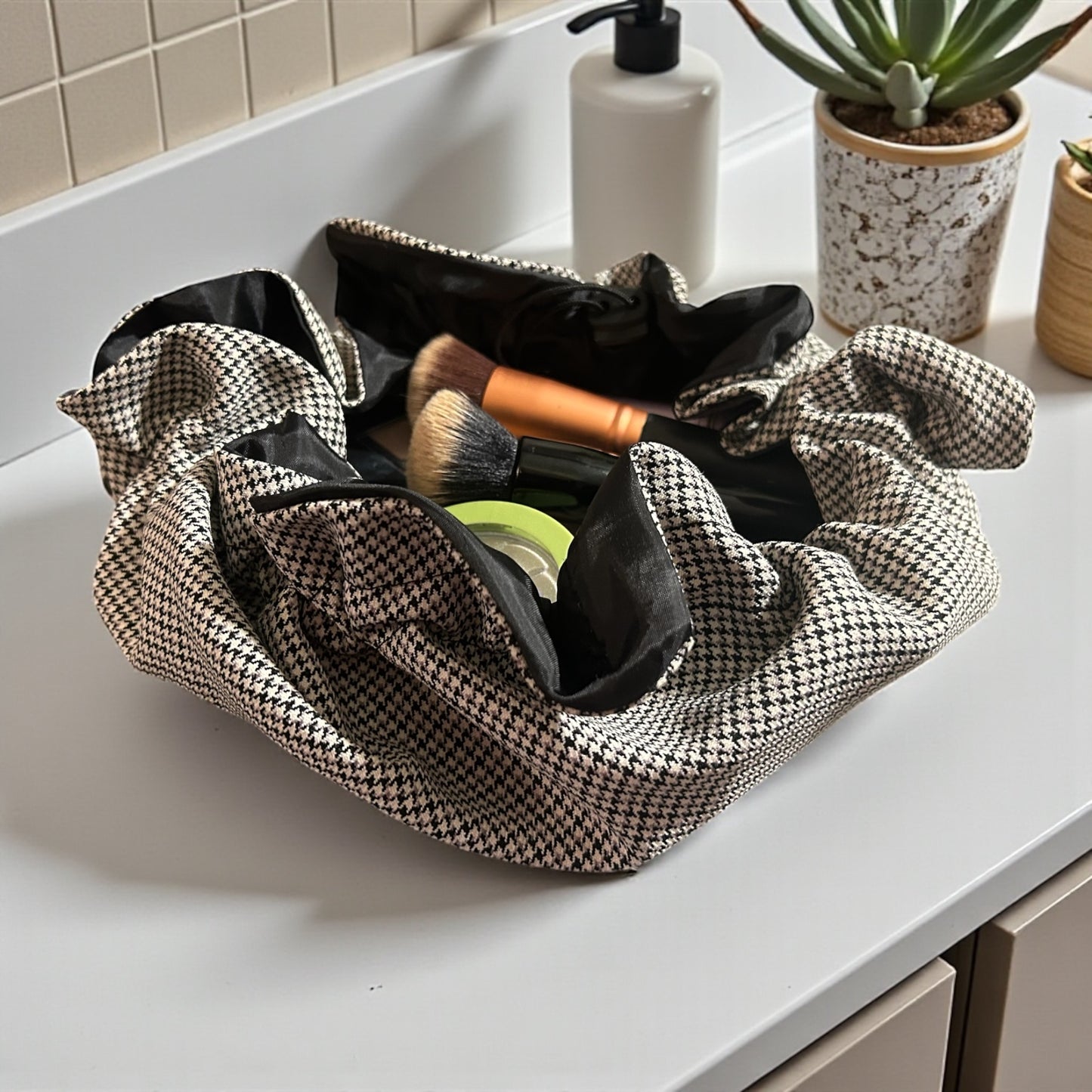 Travel Makeup Pouch with Drawstring – The Ultimate Beauty Organizer